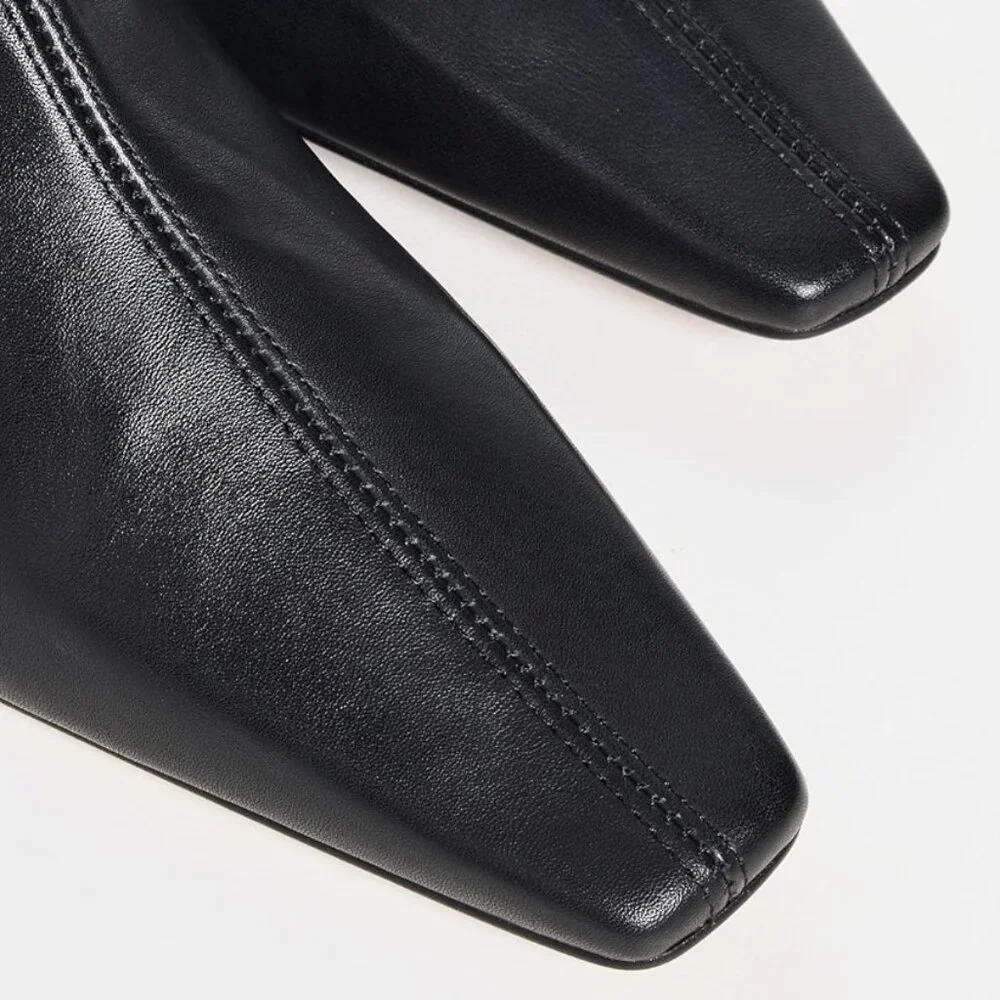 Intentionally Blank Carlton Booties, Size 38 aka 8W